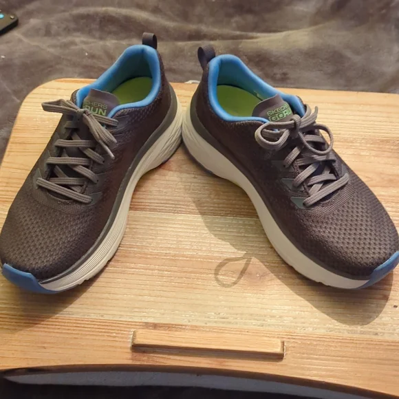 Skechers Go Run Women's Size 6.5 - Picture 6 of 8